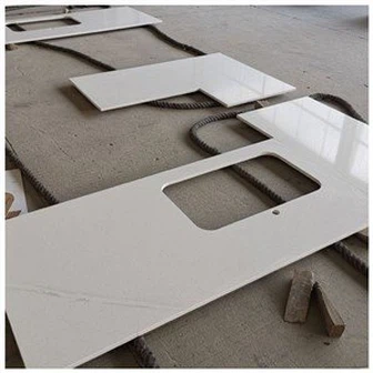 Бели инженерни кварцови плотове