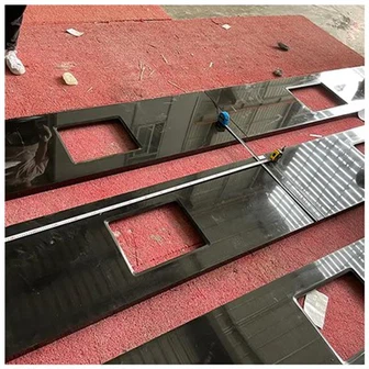 Черен гранит плот